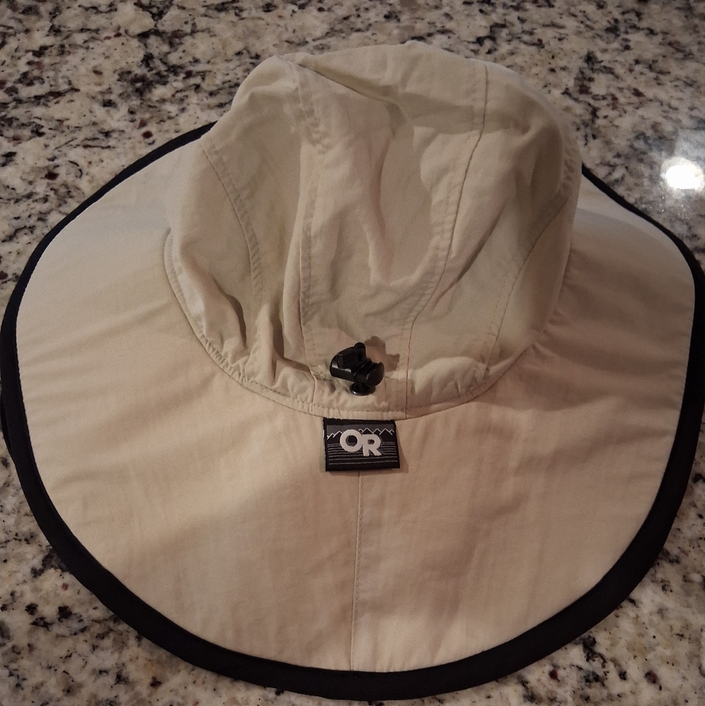 Outdoor Research Sun Hat - Cream and Black Sz.M